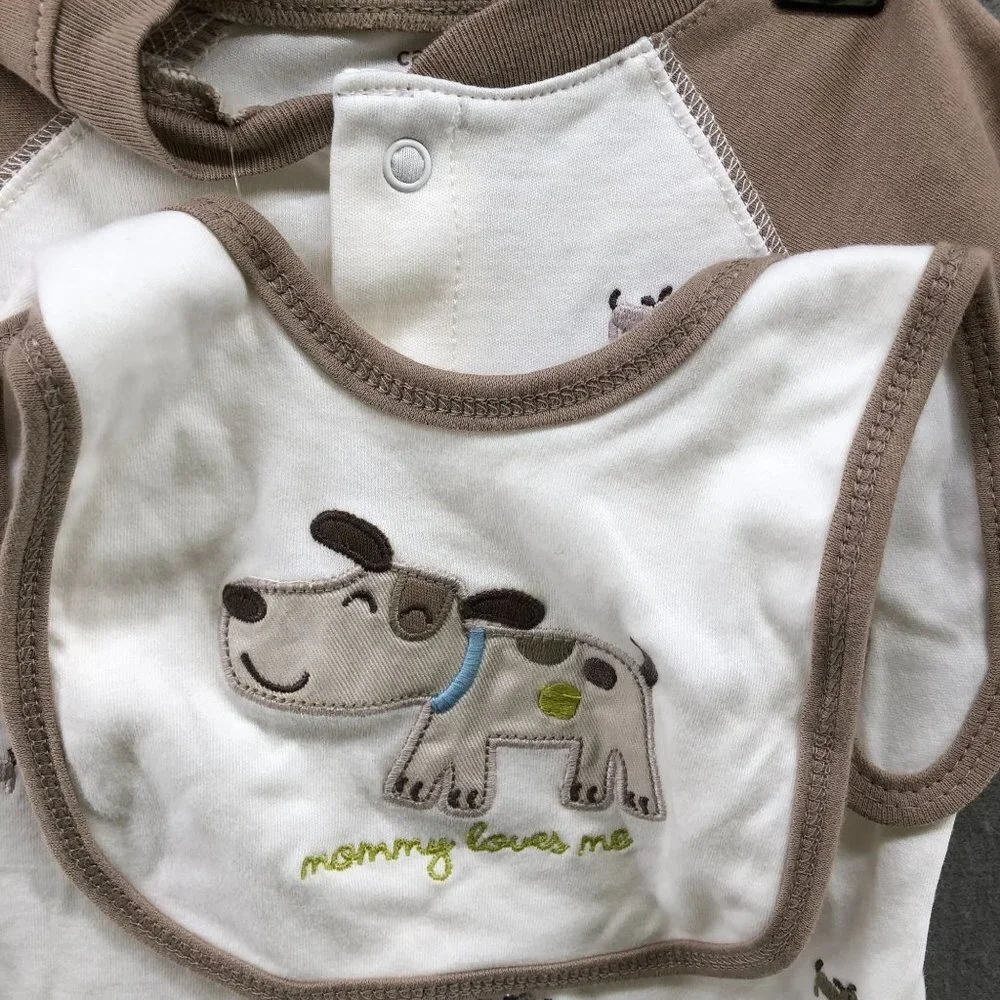 NWOT Carter's Baby 6M Footed Cotton‎ Pajamas 2 Piece Set With Bib Dog Print